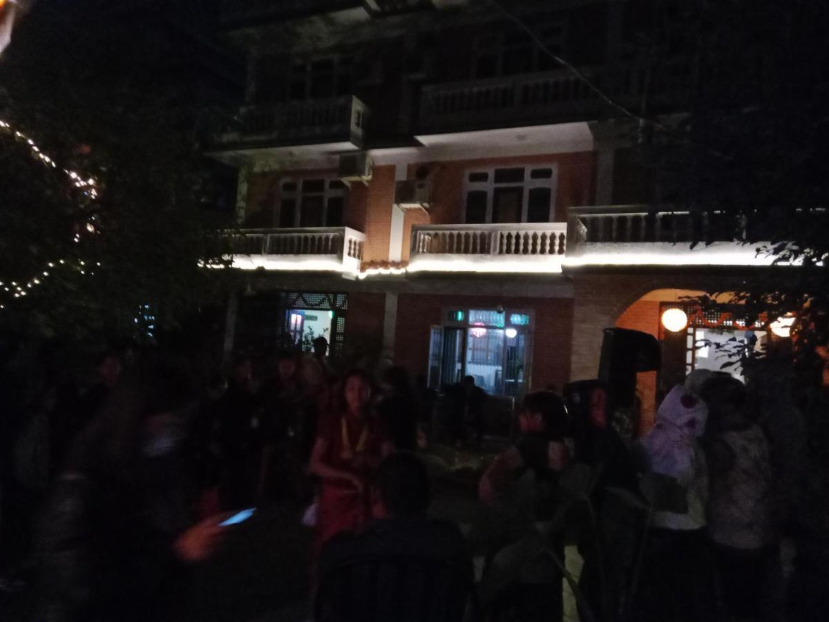 Hotel Lotus Garden กาฐมาณฑุ ภายนอก รูปภาพ