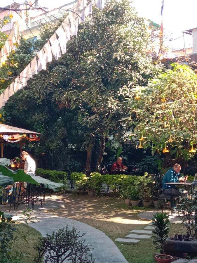 Hotel Lotus Garden กาฐมาณฑุ ภายนอก รูปภาพ