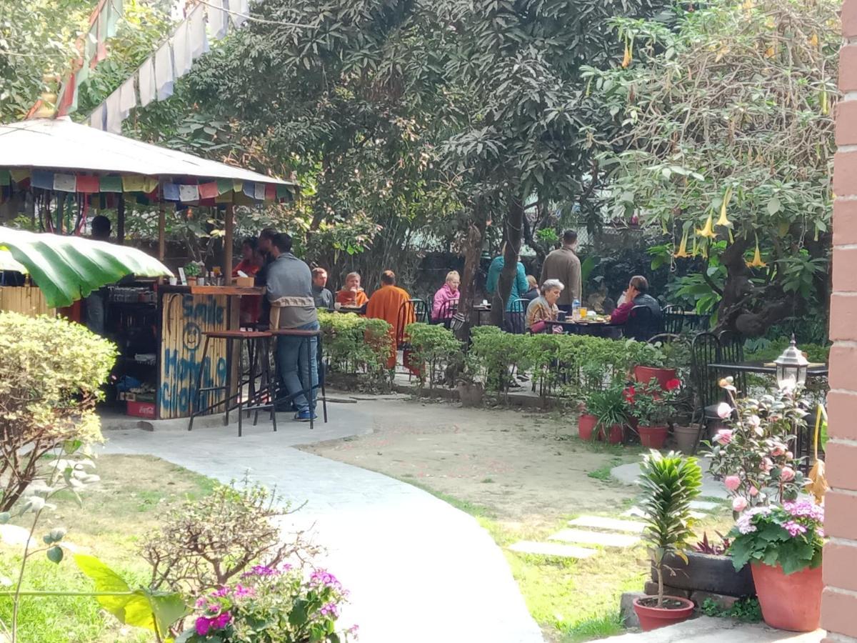 Hotel Lotus Garden กาฐมาณฑุ ภายนอก รูปภาพ